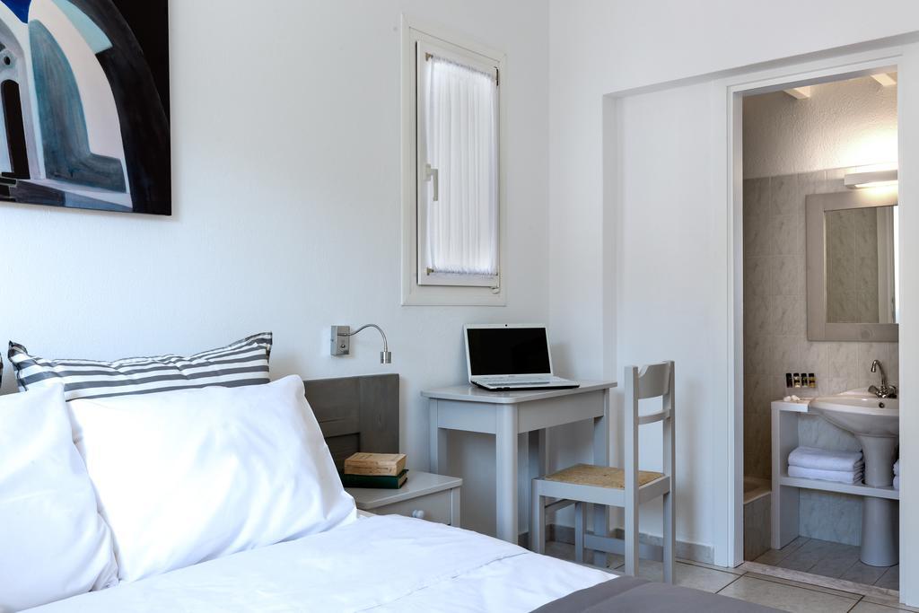 Bay Bees Sea View Suites & Homes Platísz Jalósz Szoba fotó