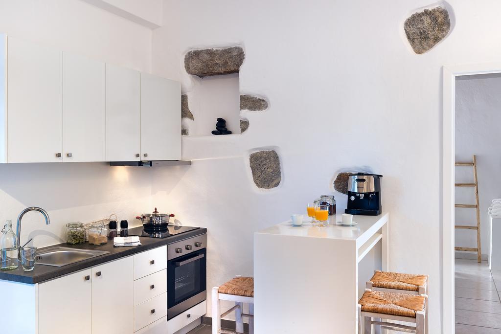 Bay Bees Sea View Suites & Homes Platísz Jalósz Szoba fotó