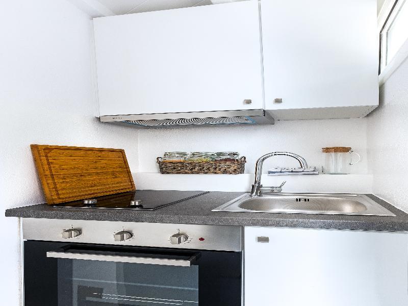 Bay Bees Sea View Suites & Homes Platísz Jalósz Kültér fotó